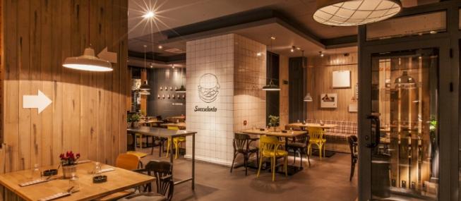 Stadio - Restaurant cu atrium