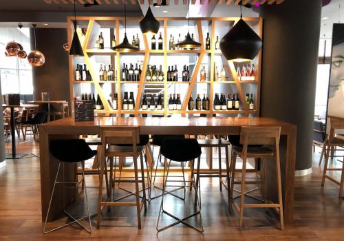 Winestone Victoriei 37 - Wine Bar, Shop & Restaurant